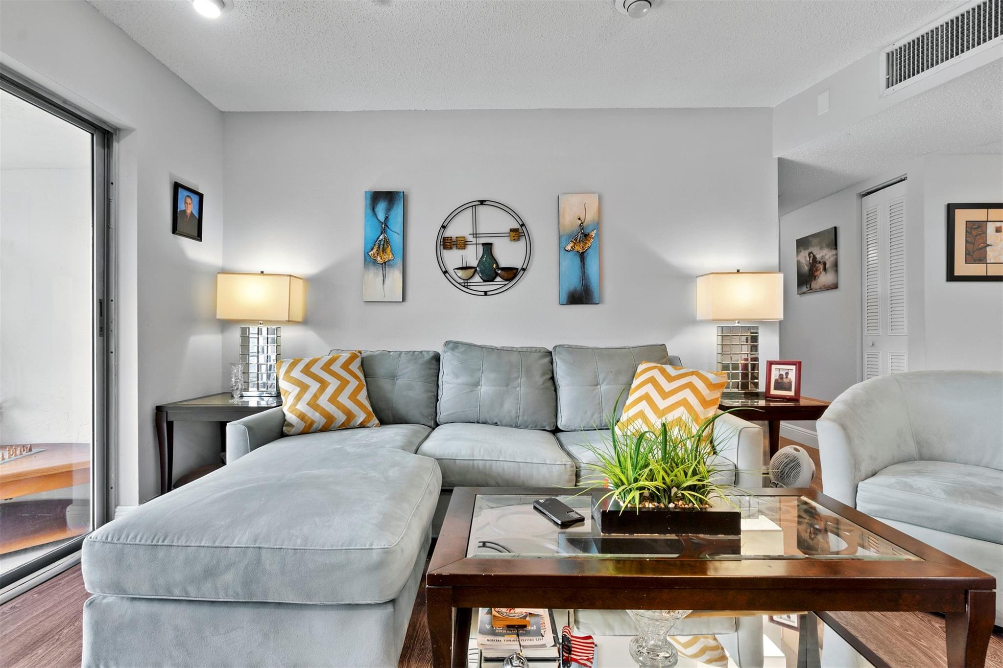 Sabal Palm - Residential