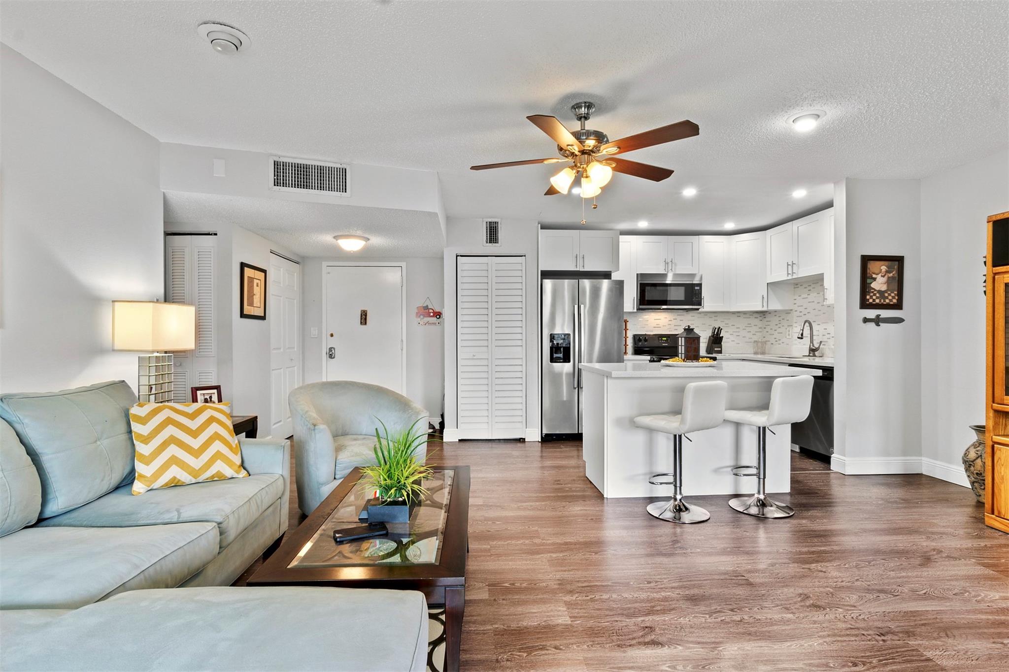 Sabal Palm - Residential