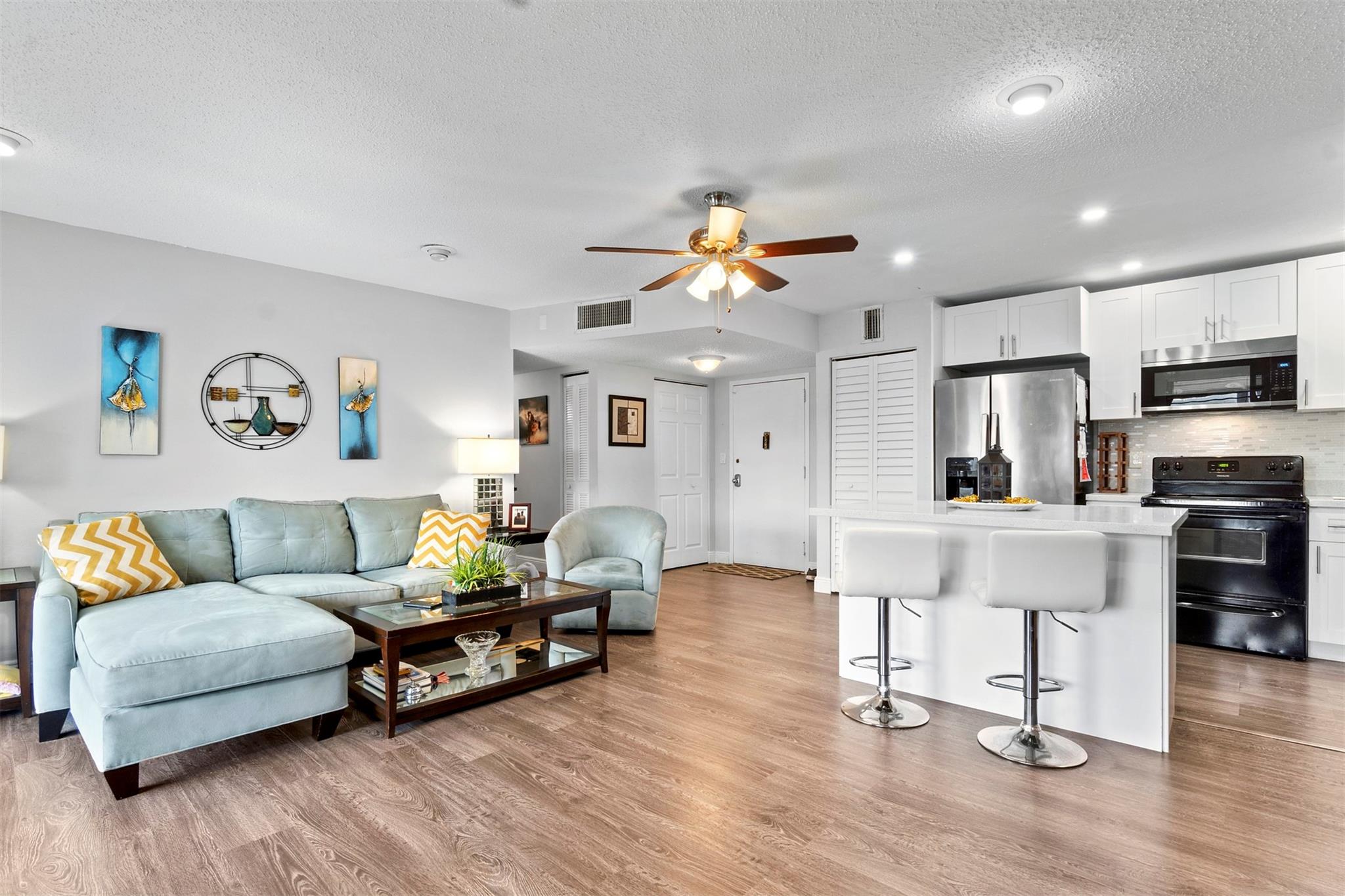 4990 E Sabal Palm Blvd 306