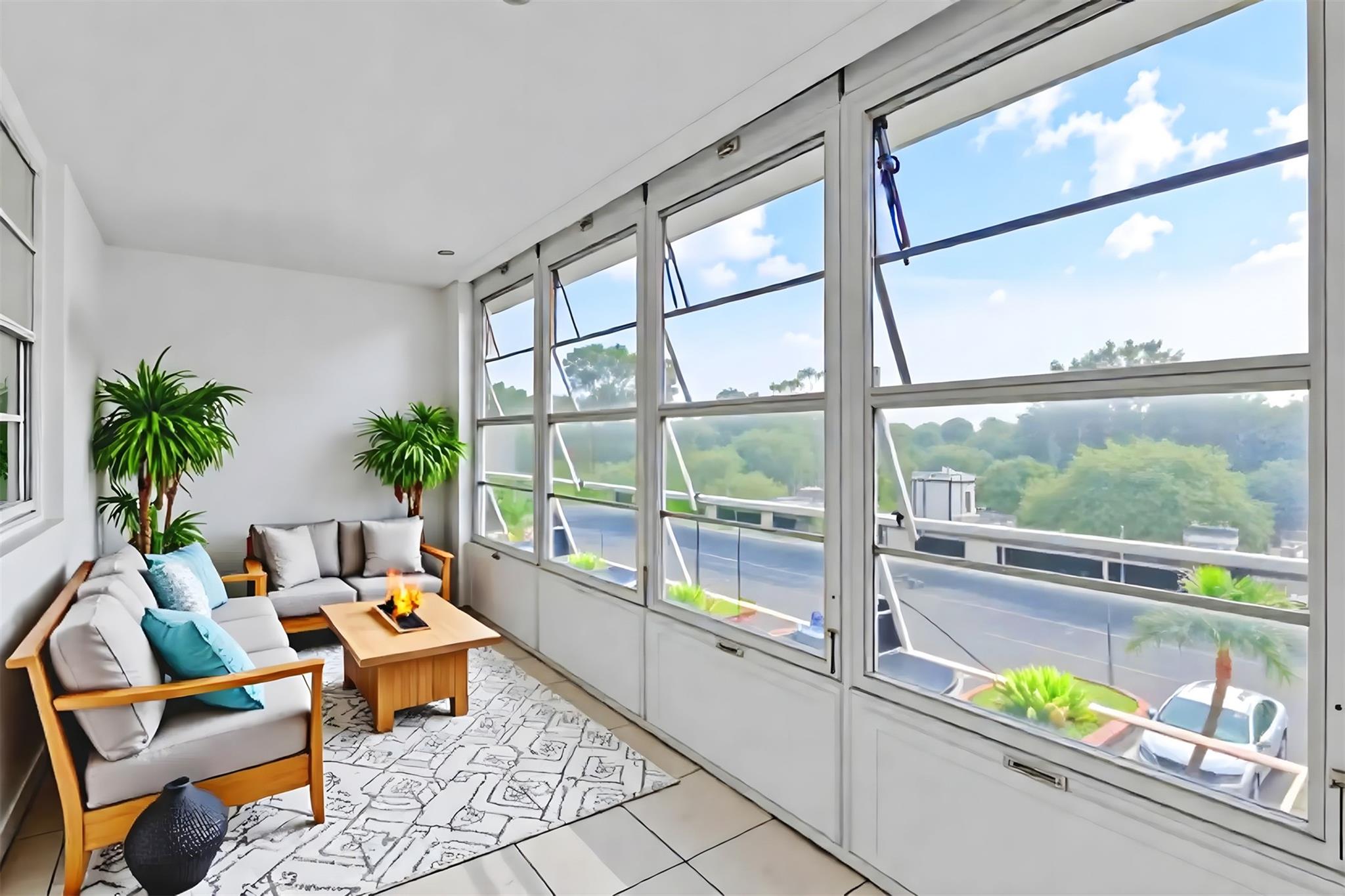 Sabal Palm - Residential