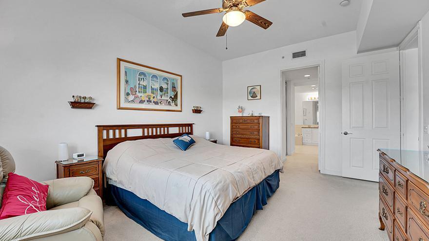 HARBOUR ISLE AT HUTCHINSON ISLAND EAST - Residential