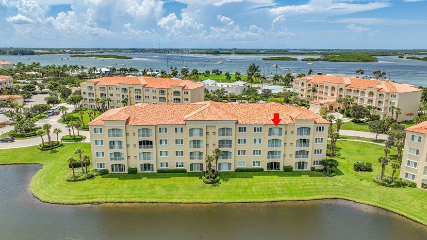 HARBOUR ISLE AT HUTCHINSON ISLAND EAST - Residential