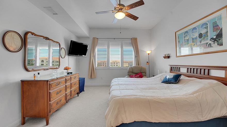 HARBOUR ISLE AT HUTCHINSON ISLAND EAST - Residential