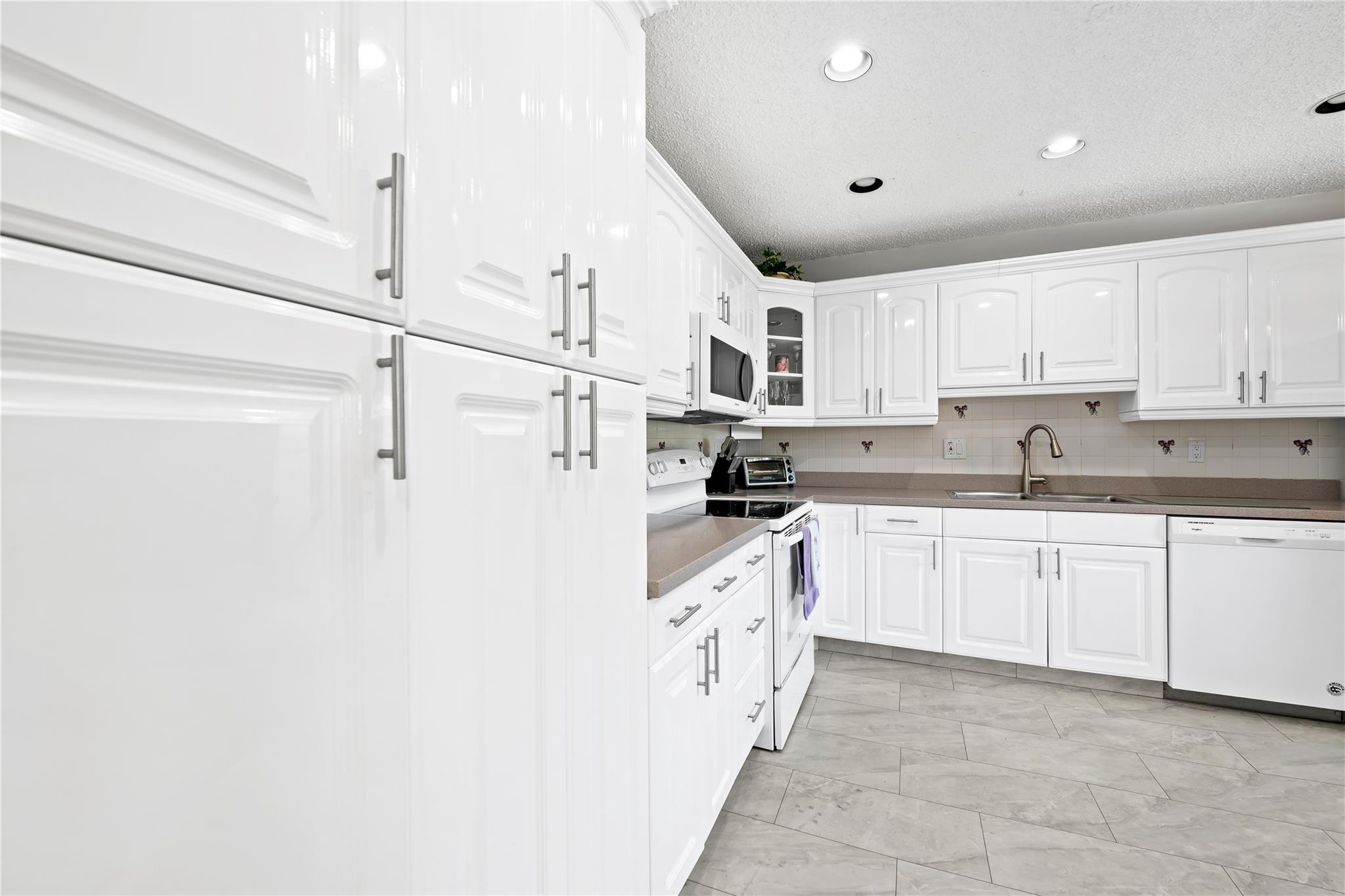 Pines of Delray - Residential