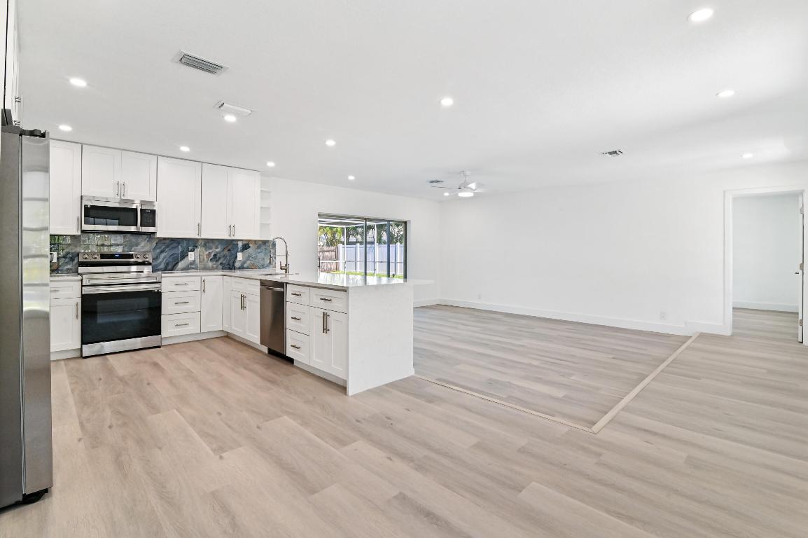 COCONUT CREEK SEC 8 - Residential