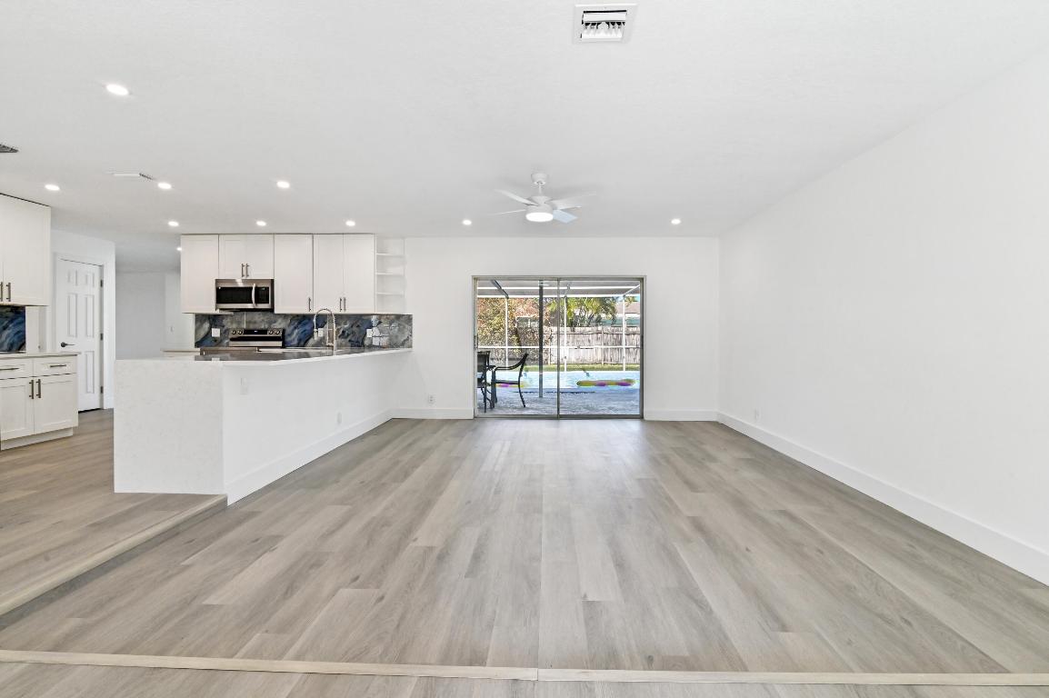 COCONUT CREEK SEC 8 - Residential