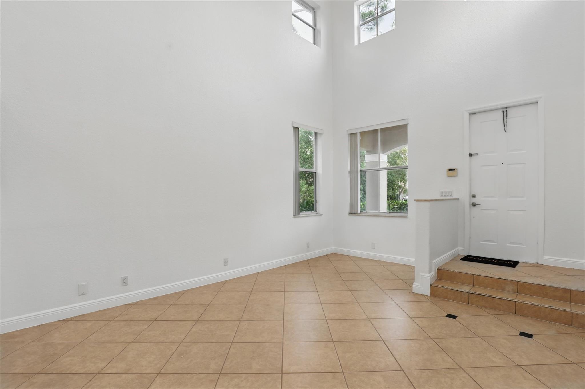 4324 S Magnolia Cir