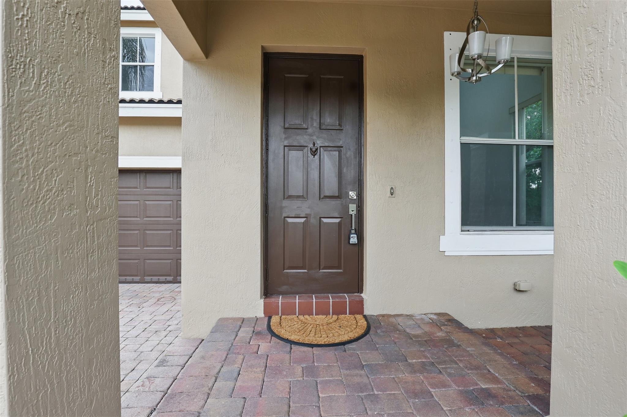 4324 S Magnolia Cir