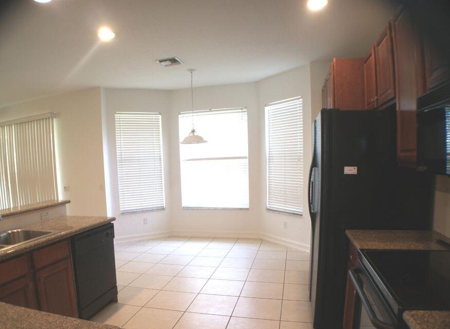 View photos, virtual tours, details... 8887 Chestnut Ridge Way