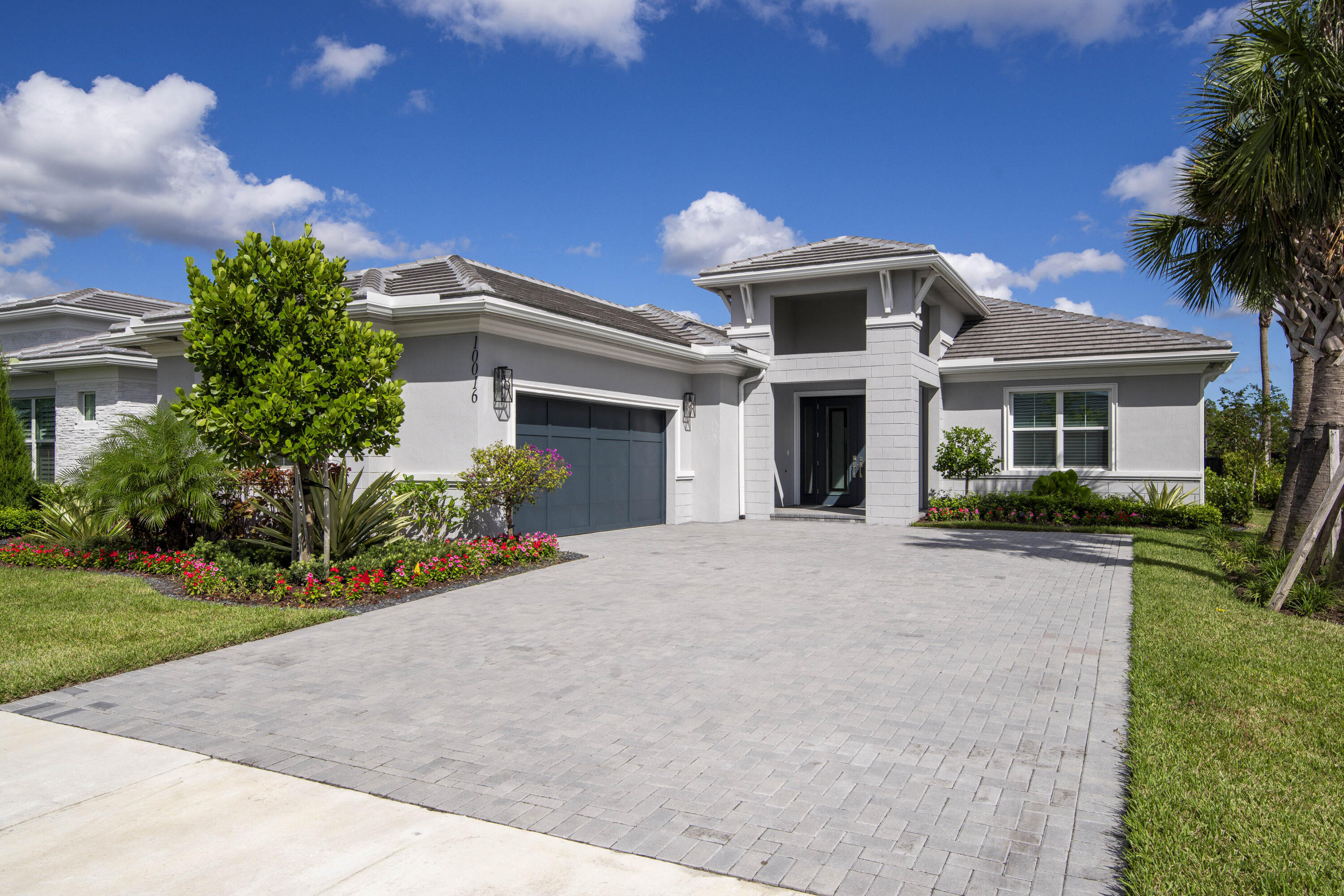 10016 Timber Creek Way