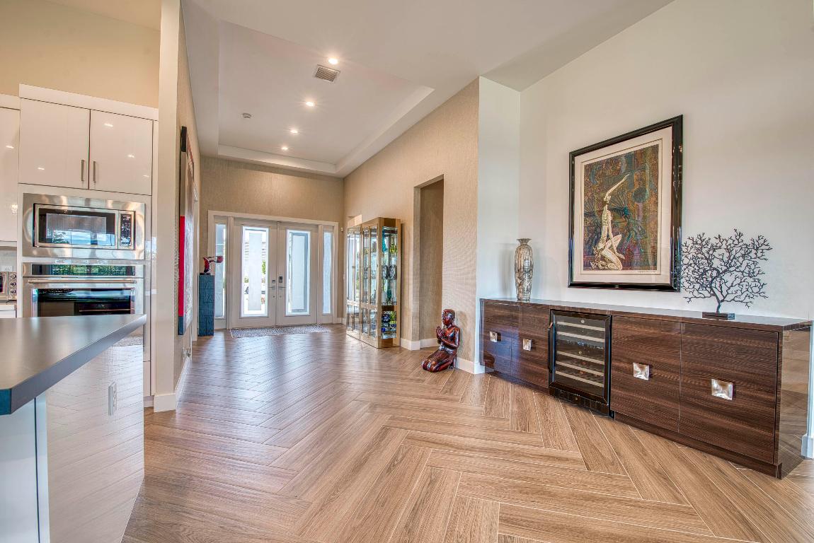 10016 Timber Creek Way