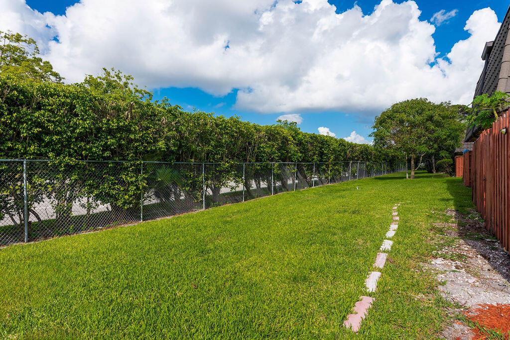 22164 Boca Rancho Drive D, Boca Raton, FL, 33428/$337,000 4 22164 Boca Rancho Drive D