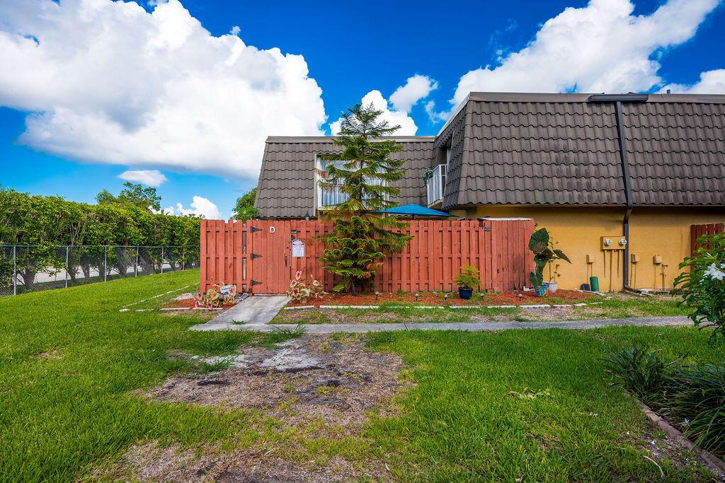 22164 Boca Rancho Drive D, Boca Raton, FL, 33428/$337,000 3 22164 Boca Rancho Drive D