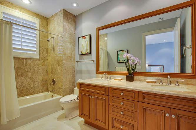 ONE SINGER ISLAND CONDO - Residential