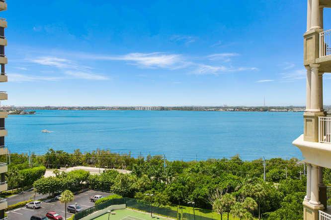 ONE SINGER ISLAND CONDO - Residential