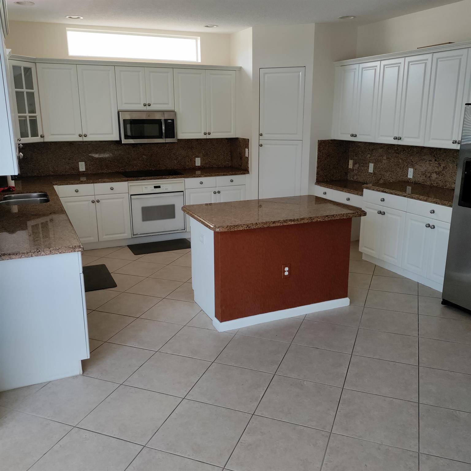 LIDO ISLES - Residential Lease