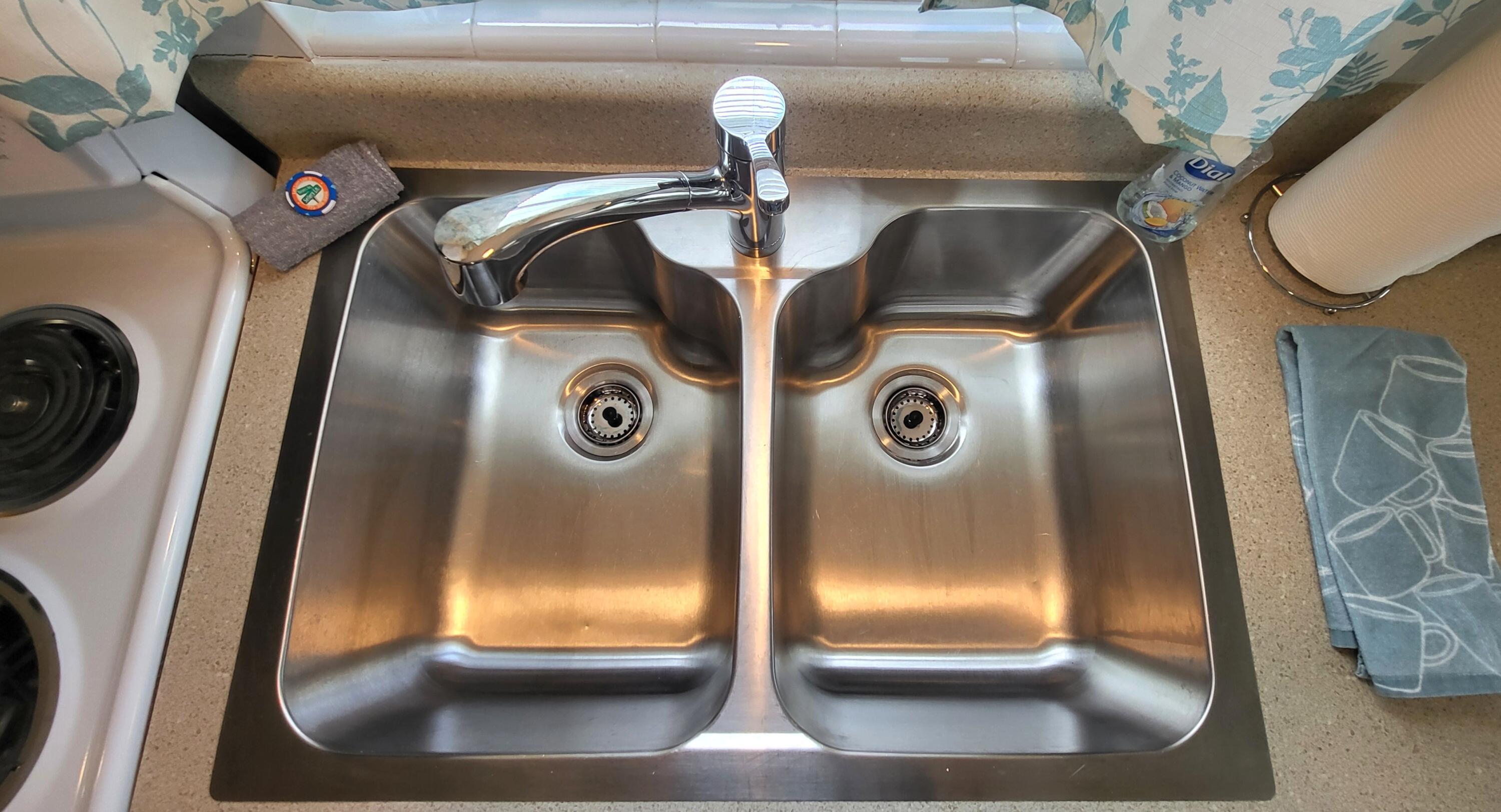 FISHEATING BAY CONDO - Residential