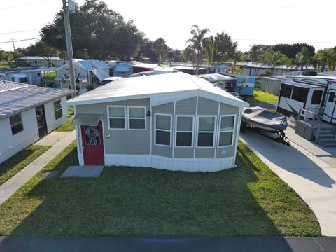 1339 Old Lakeport Road NW 14 Moore Haven FL 33471