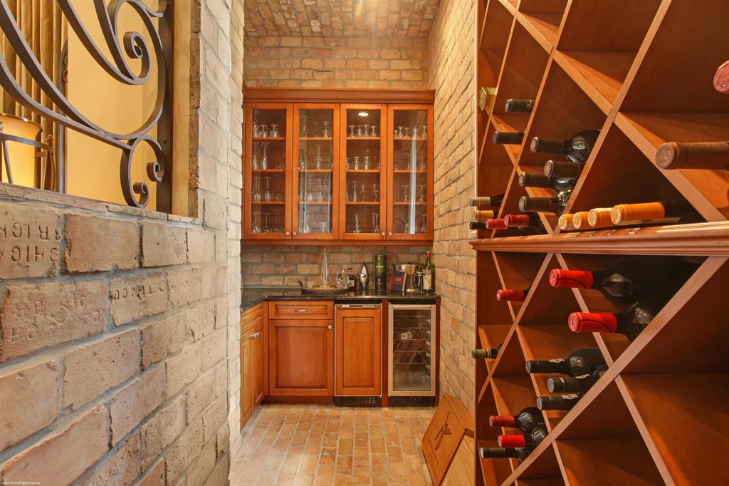 PADDOCK PARK 2 OF WELLING - Residential