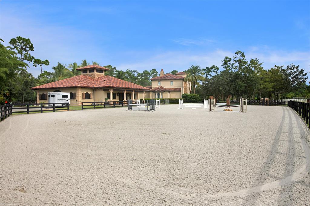 PADDOCK PARK 2 OF WELLING - Residential