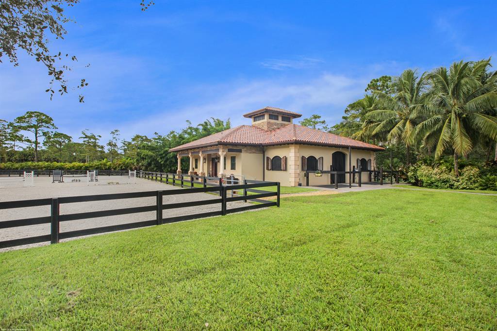 PADDOCK PARK 2 OF WELLING - Residential