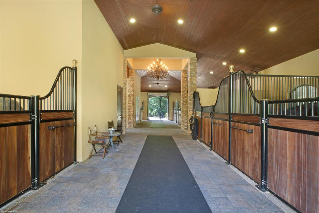 PADDOCK PARK 2 OF WELLING - Residential