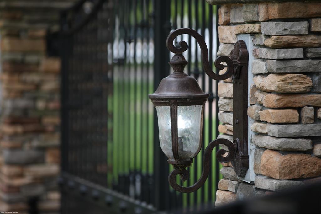 PADDOCK PARK 2 OF WELLING - Residential