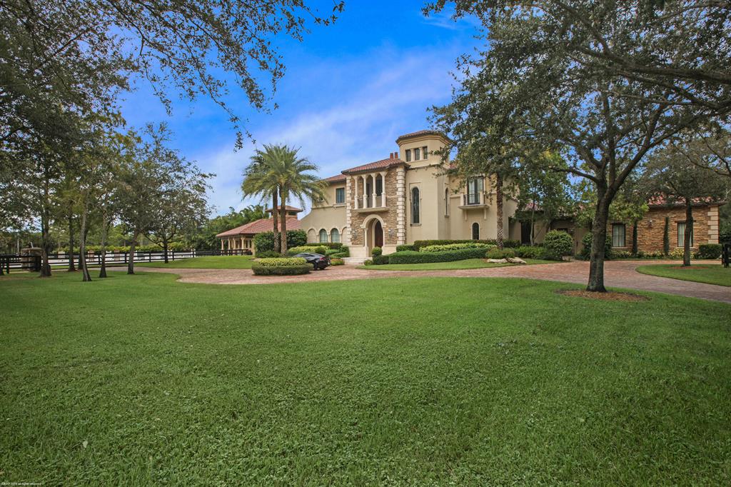 PADDOCK PARK 2 OF WELLING - Residential