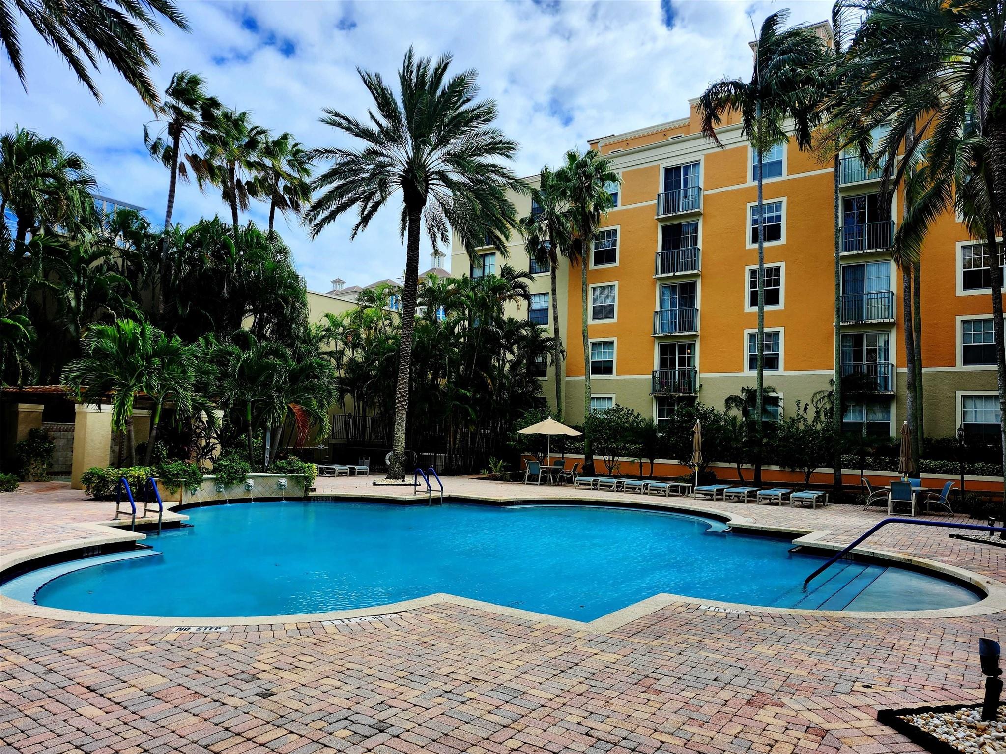 COURTYARDS IN CITYPLACE - Residential Lease