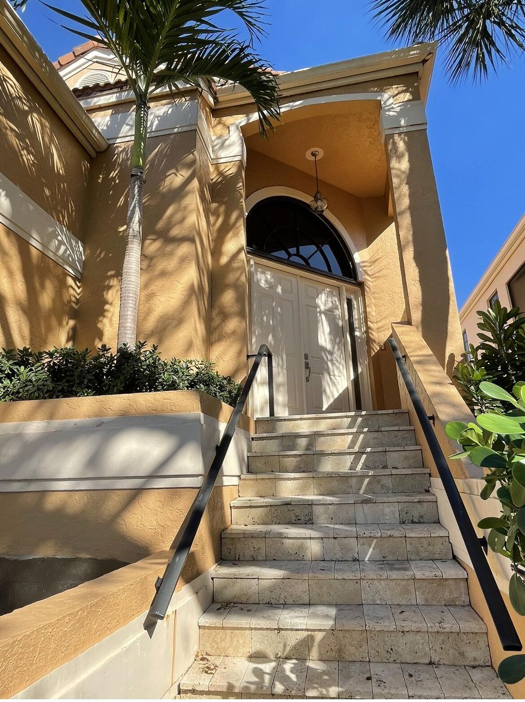 Photo of 13340 Mangrove Isle Drive, Palm Beach Gardens, FL 33410 (MLS # R10795709)