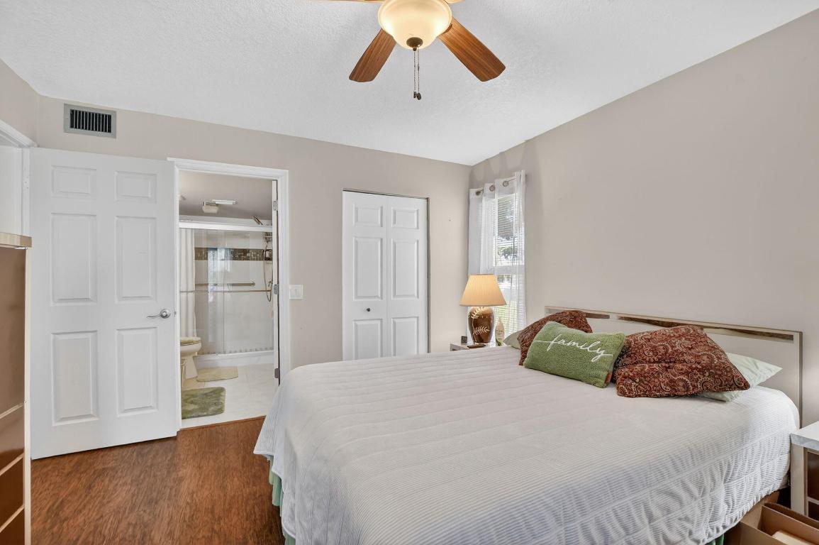 Town Villas - Residential