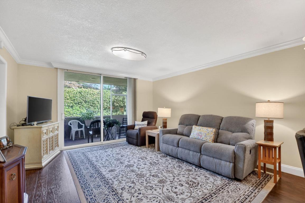 Town Villas - Residential