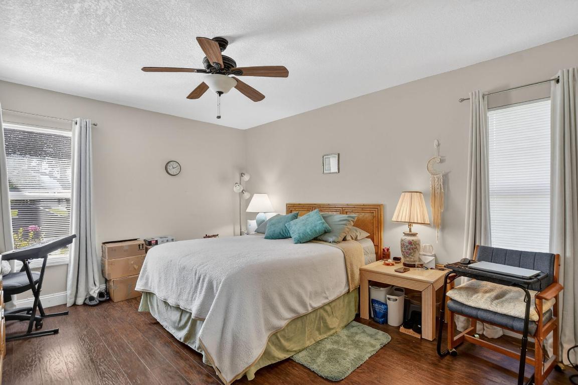 Town Villas - Residential