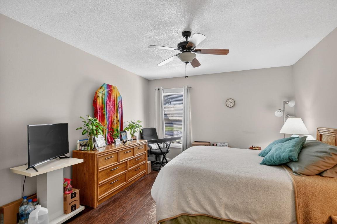 Town Villas - Residential