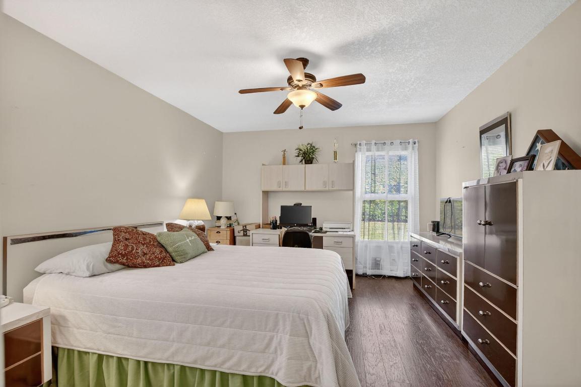 Town Villas - Residential