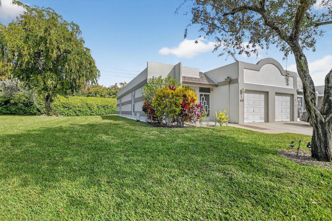 Town Villas - Residential