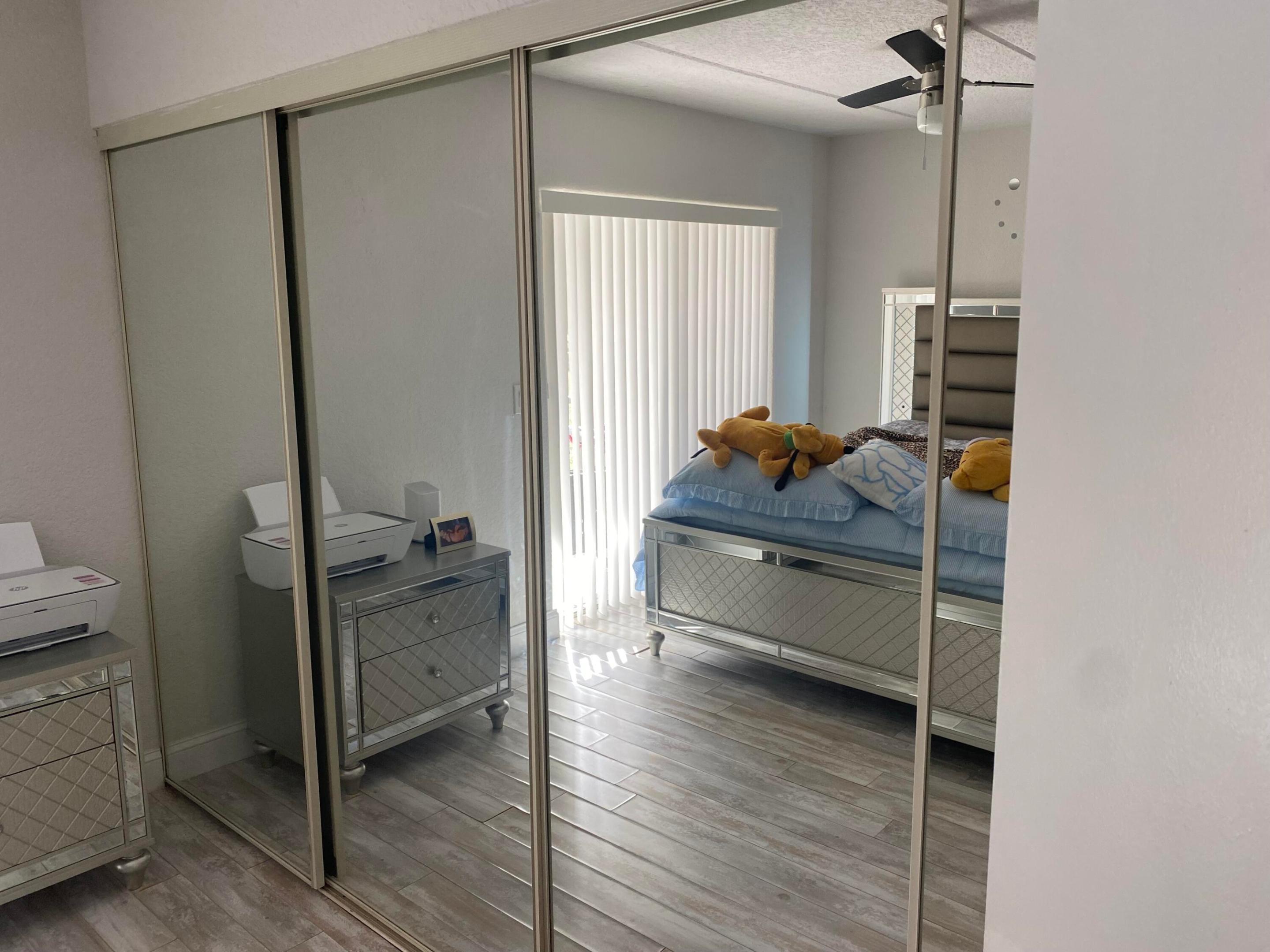 VILLAGE GREEN 4 CONDO - Residential