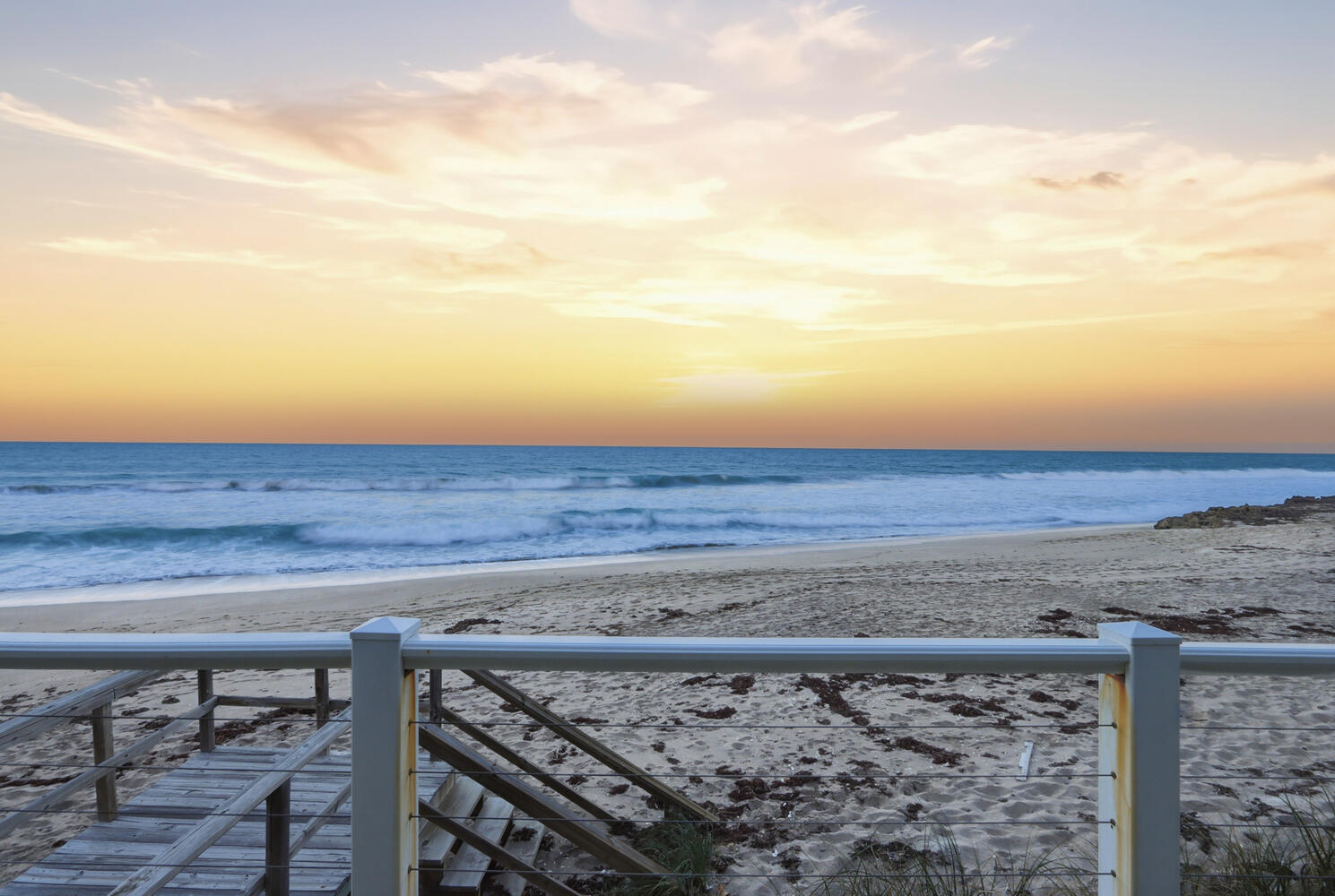 YACHT CLUB BEACH - Residential