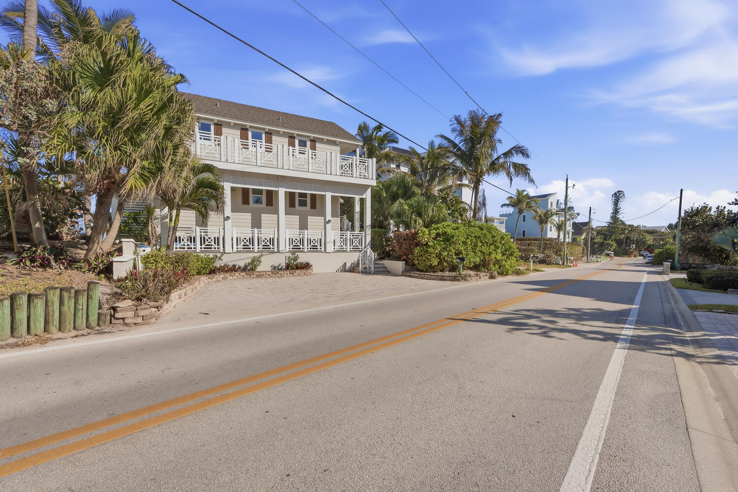 1031 SE Macarthur Boulevard