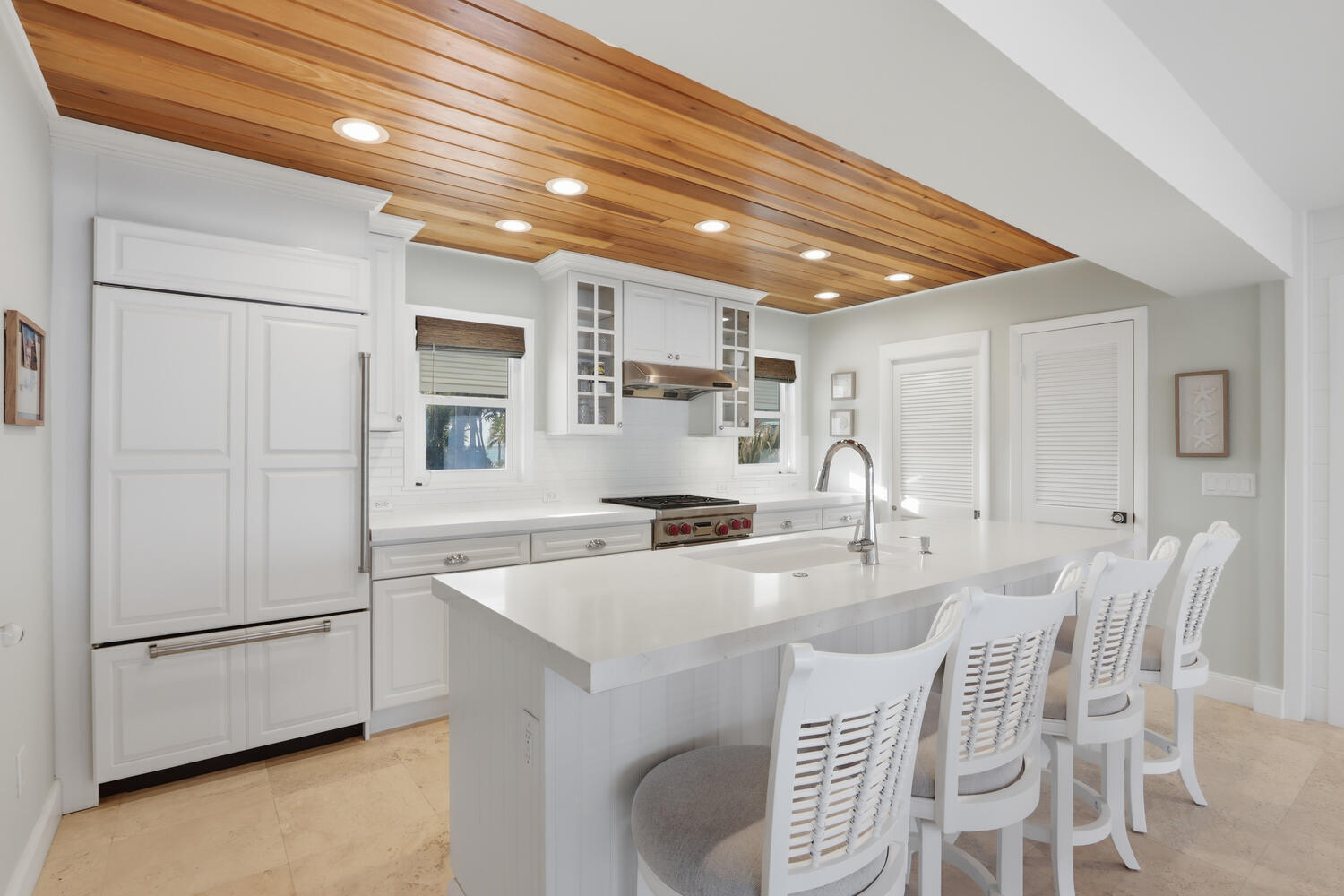 YACHT CLUB BEACH - Residential