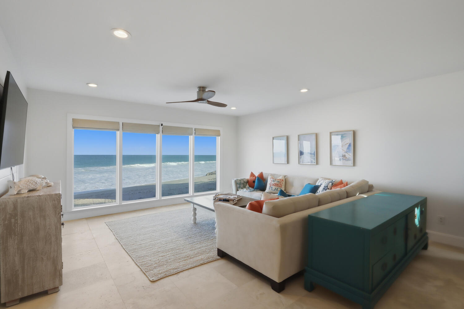 YACHT CLUB BEACH - Residential