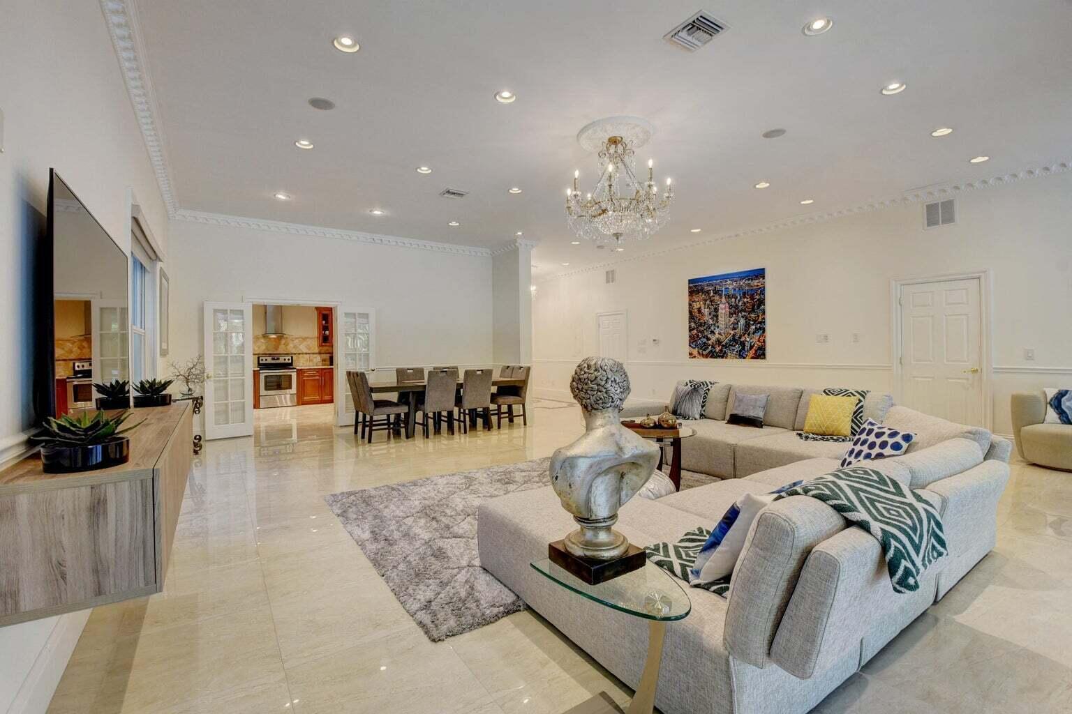117 NW 8th Street