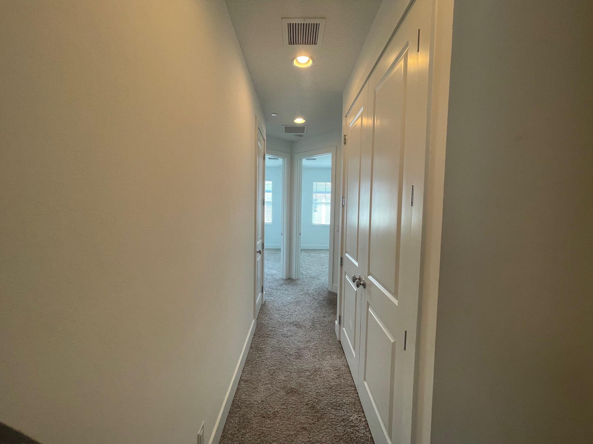 ALTON NEIGHBORHOOD 1 - Residential Lease