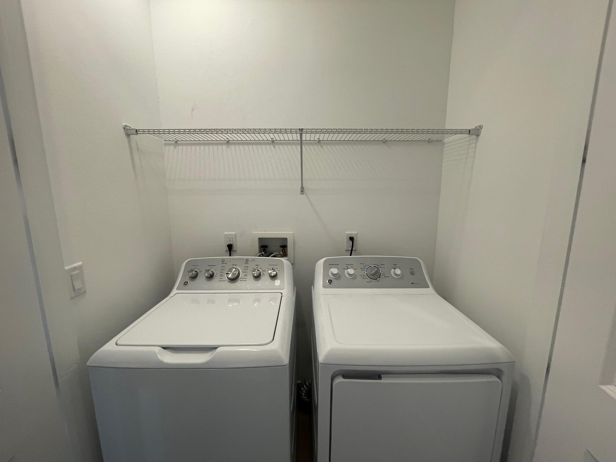 ALTON NEIGHBORHOOD 1 - Residential Lease