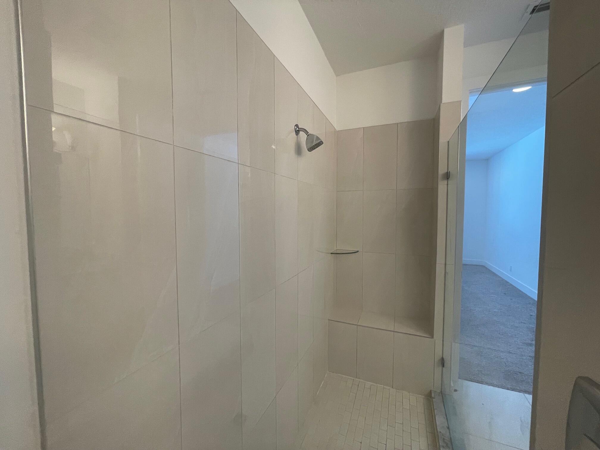 ALTON NEIGHBORHOOD 1 - Residential Lease
