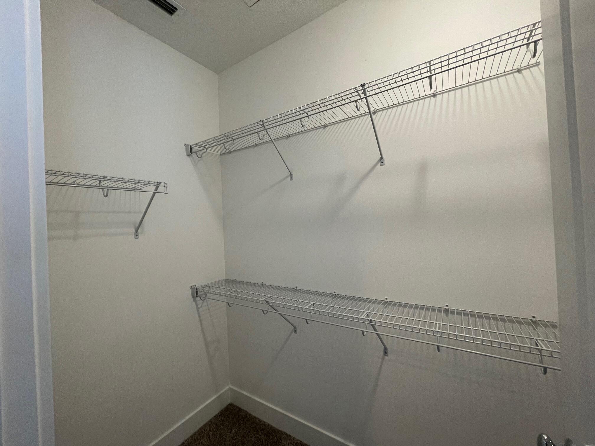 ALTON NEIGHBORHOOD 1 - Residential Lease