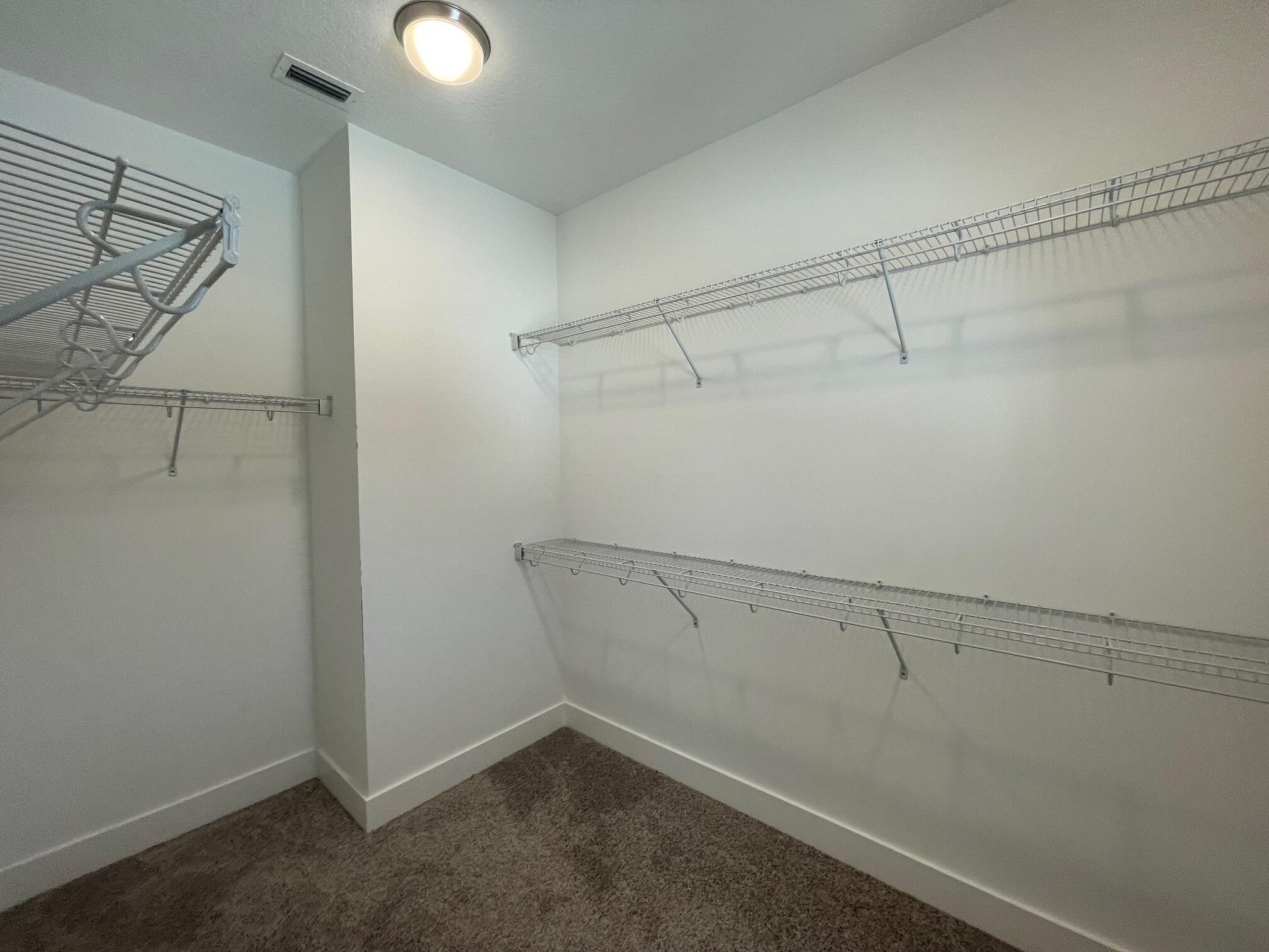 ALTON NEIGHBORHOOD 1 - Residential Lease