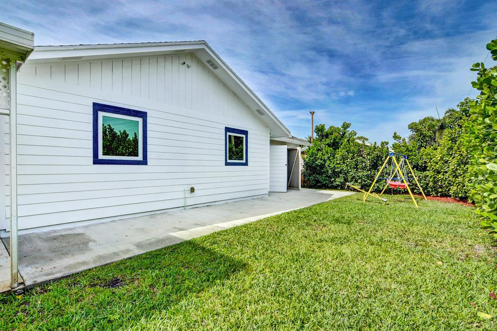 HYPOLUXO VILLAGE 1 - Residential