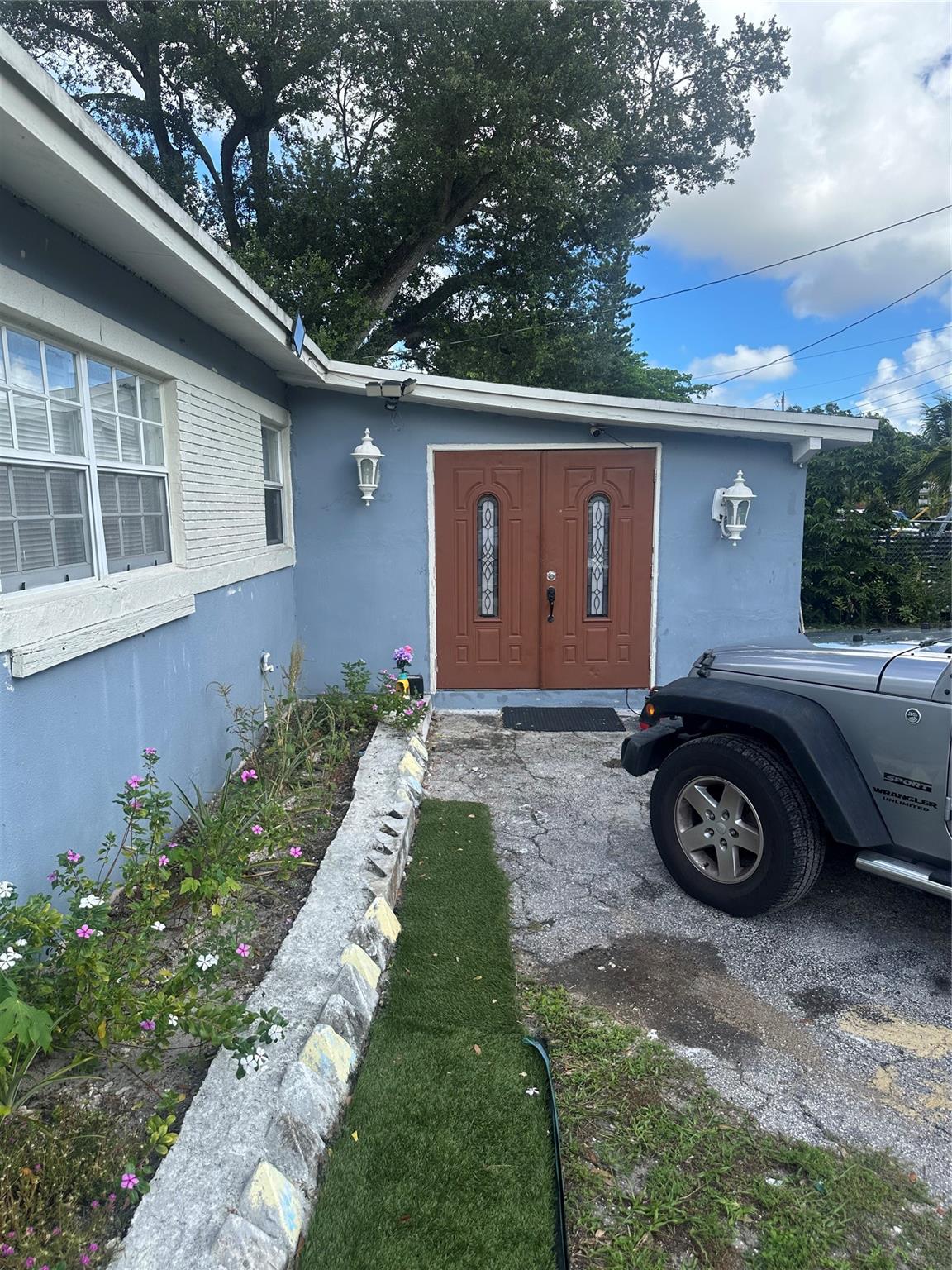 Browardale 1st Add 43-8 B - Residential