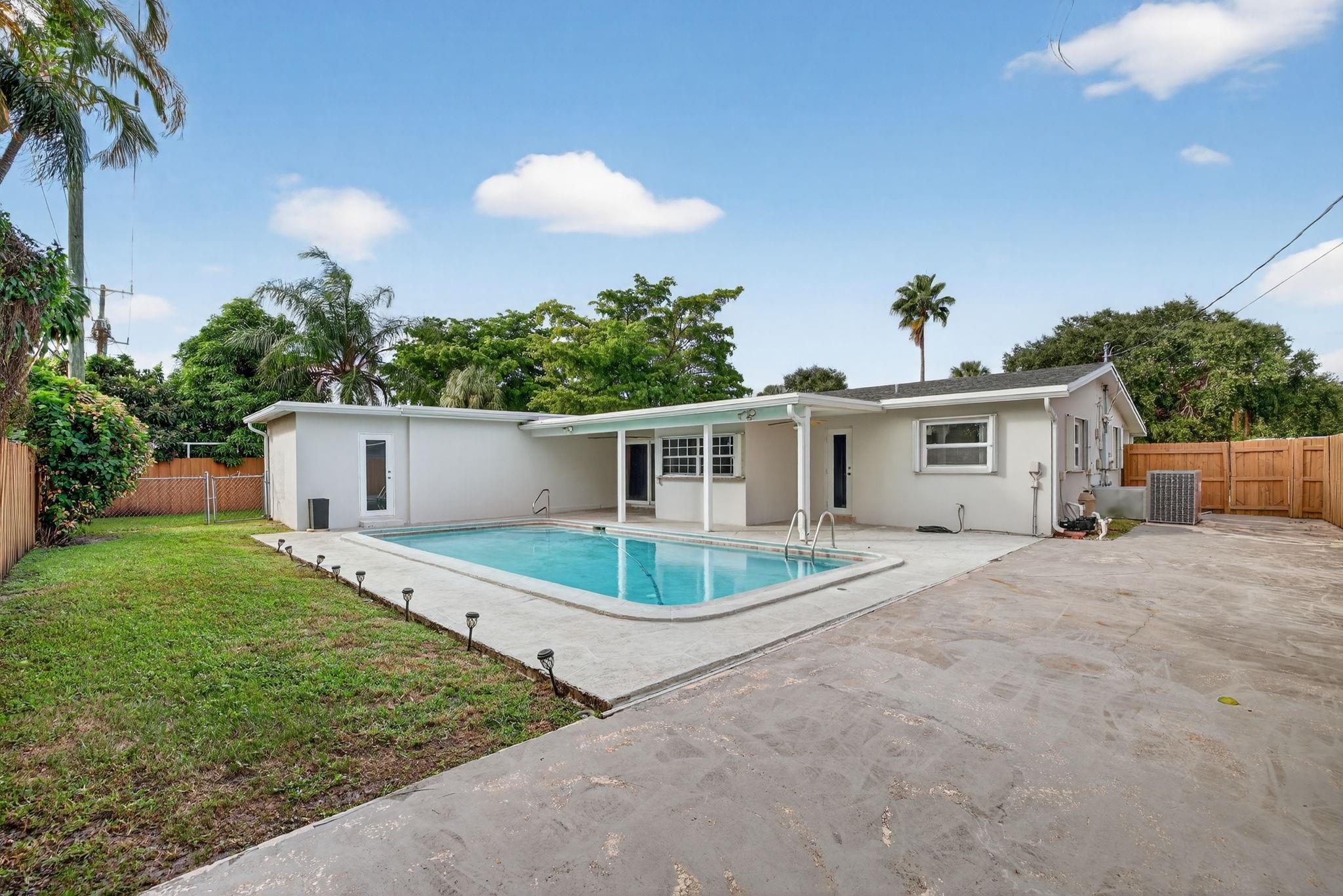 Riverland Village Sec One - Residential